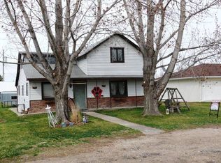1306 State St, Creighton, NE 68729