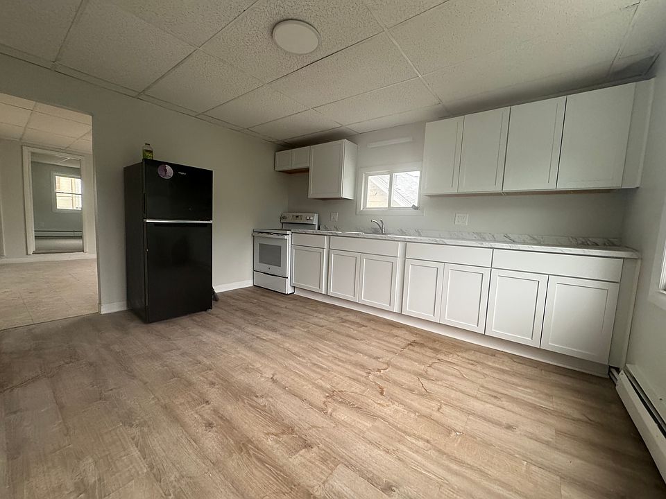 1st image of 21 Manhan St #2L