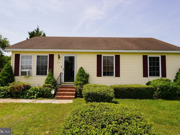 724 Ebenezer Dr, Salisbury, MD 21801