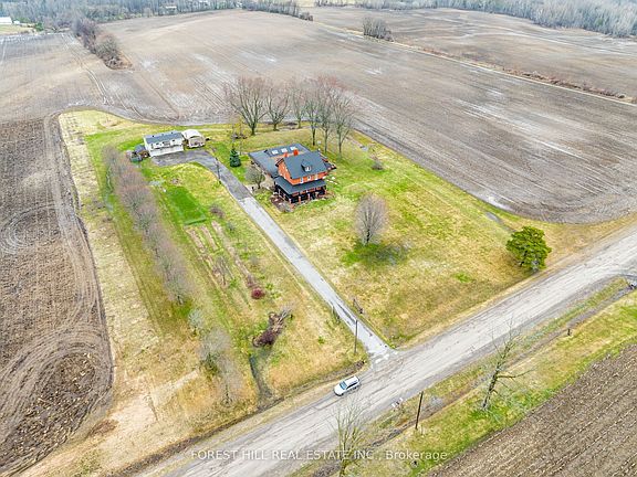 2nd image of 1251 Scugog St #8