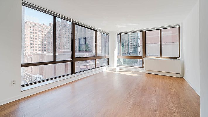 1st image of 300 E 39th St APT 7D