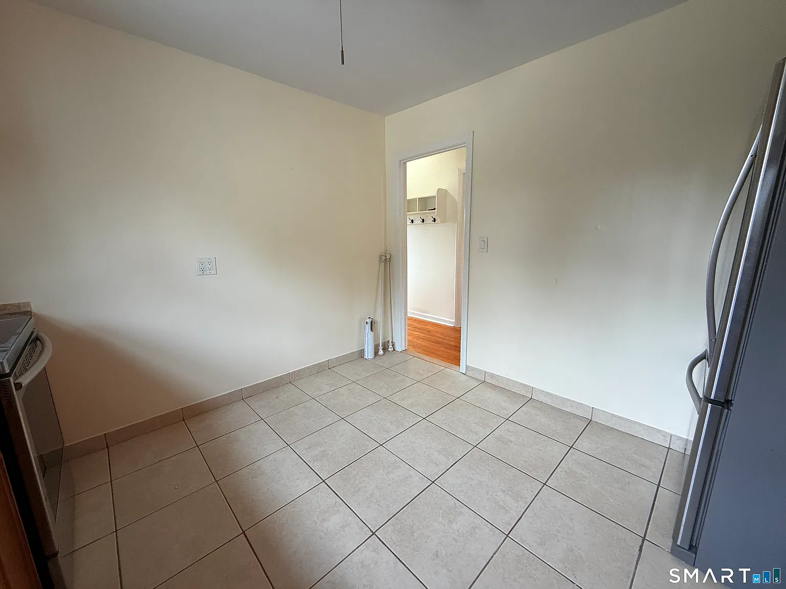 2 bed, 1.0 bath, 1360 sqft, $2,450 — Photo 4