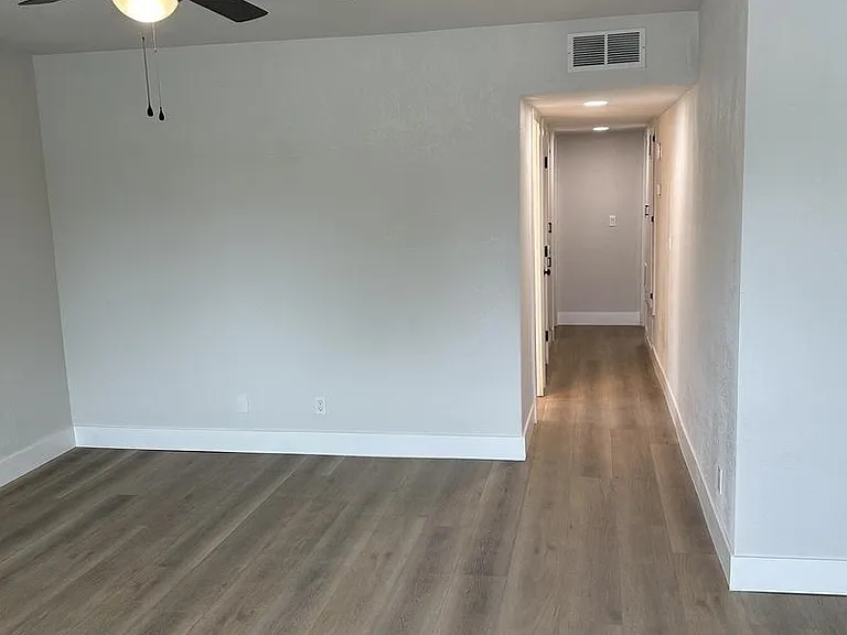 442 Smith Ave #1 — Photo 9
