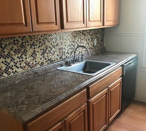 3rd image of 151 Roosevelt Ave APT 2A