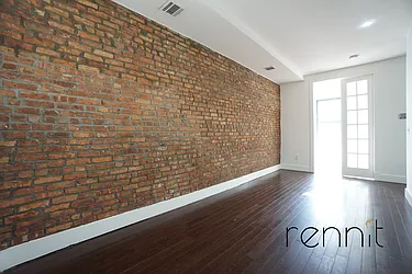 Rented by Rennit Inc.