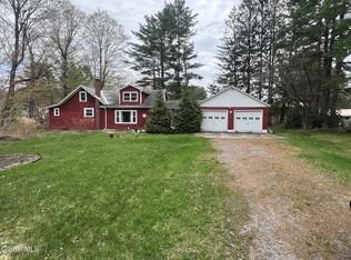 5518 Crooked Street, Galway, NY 12025
