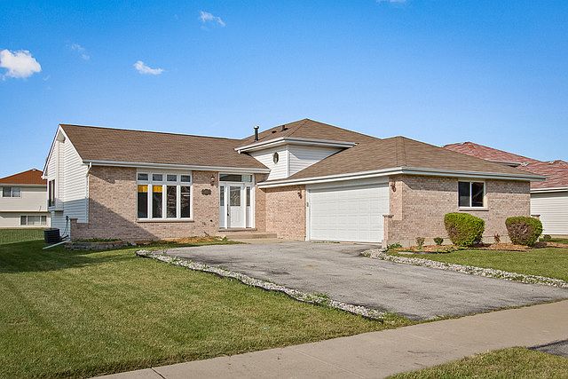 1st image of 5226 Deana Ln