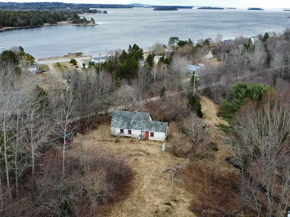 52 Adelia Rd, Chester, NS B0J 1K0
