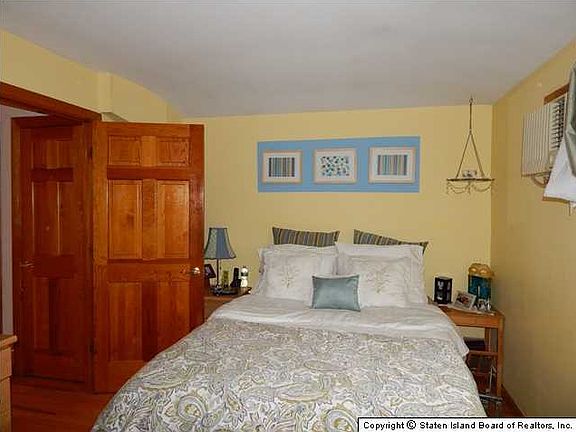 5th image of 44 Amador St