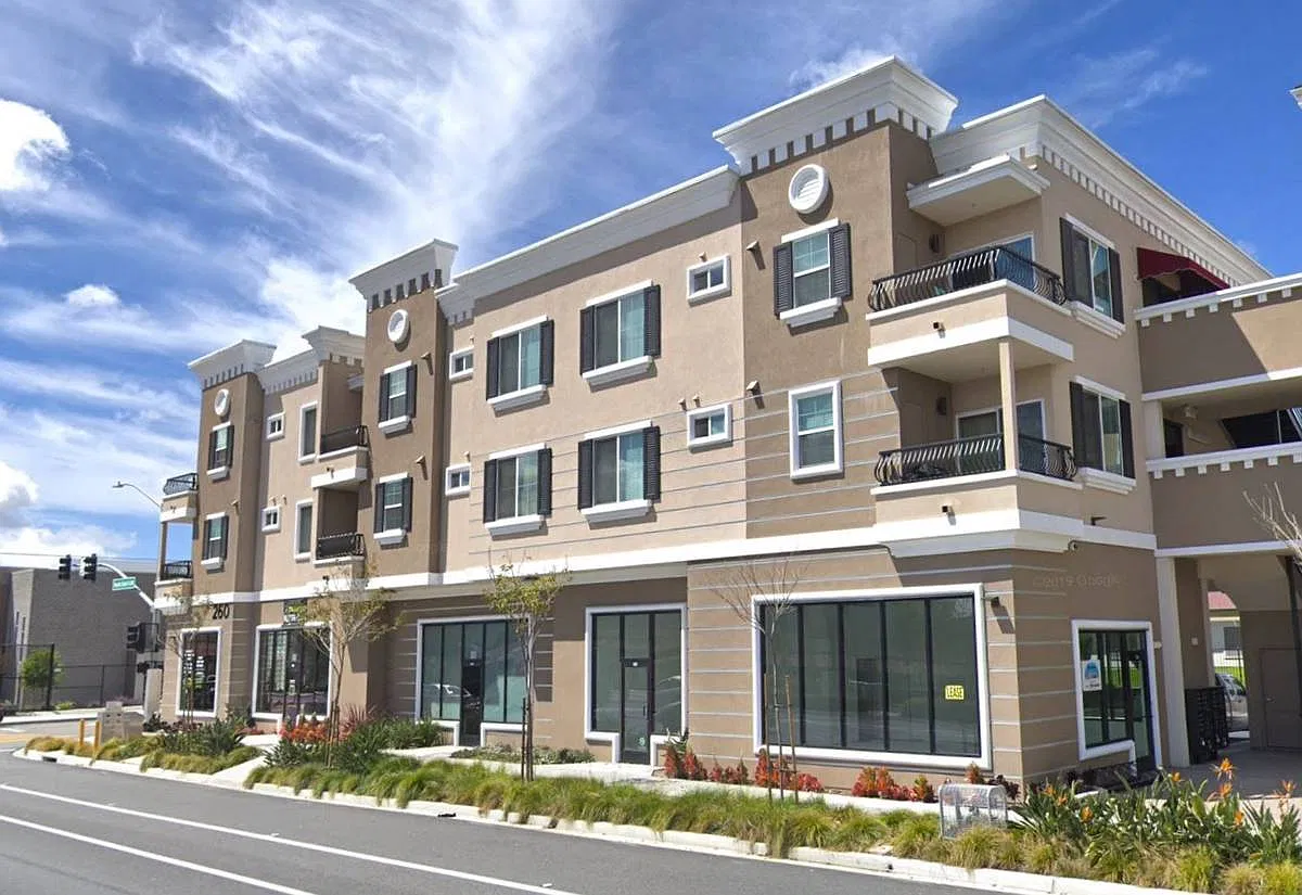 1 bed, 682 sqft, $2,290 — Photo 1