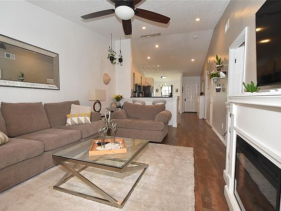 5th image of 3906 Carroll Cypress Ct #3906