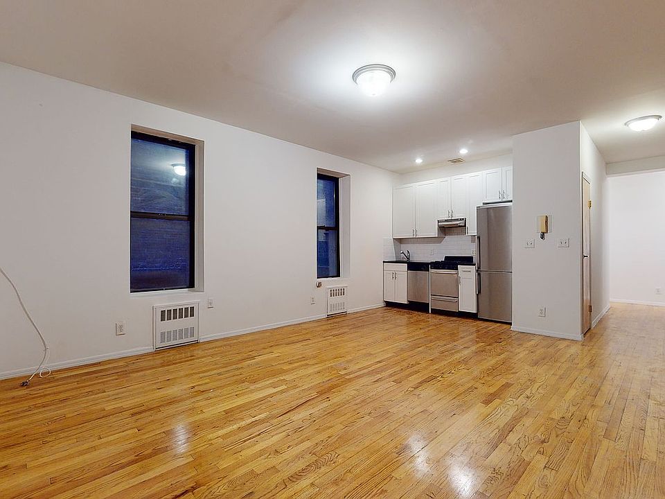1st image of 1297 Lexington Ave APT 3