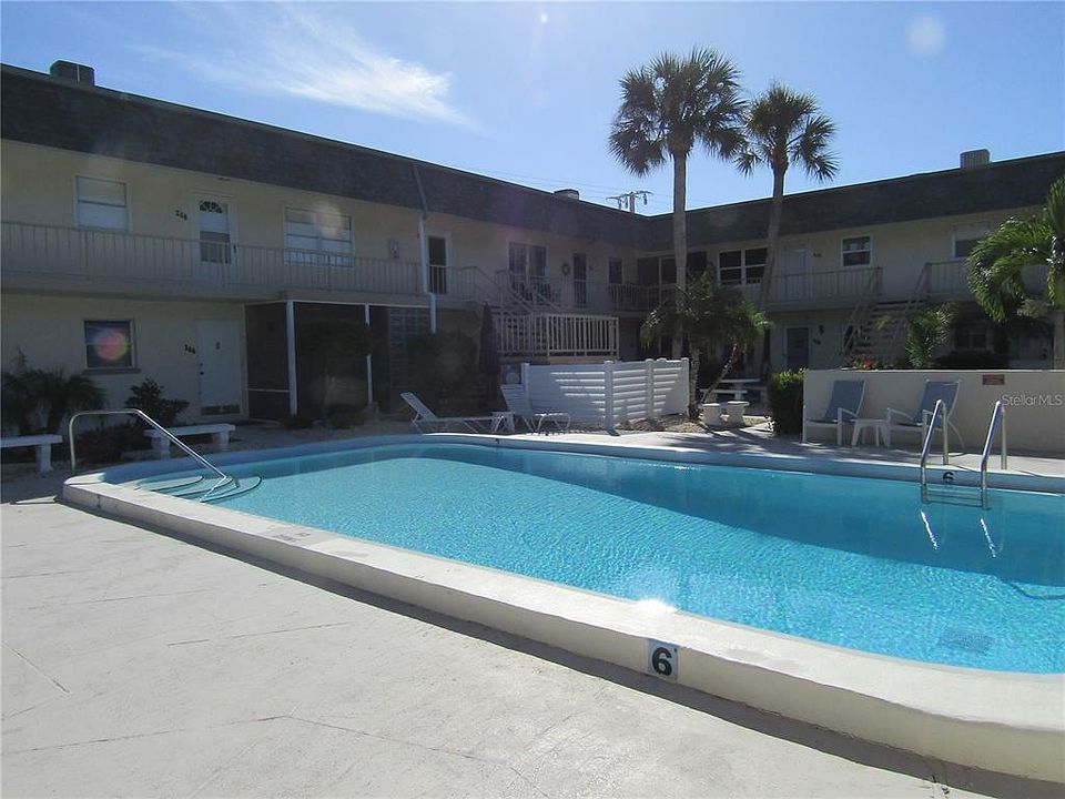 1st image of 200 PARK BOULEVARD N #106