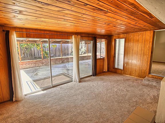 5th image of 203 Thomas Dr