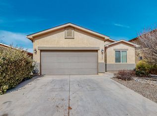 1039 Jacobs Dr NE, Rio Rancho, NM 87144