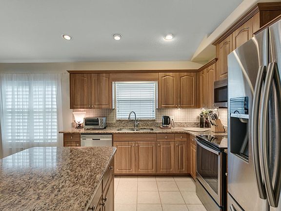 4th image of 1720 Lago Mar Dr