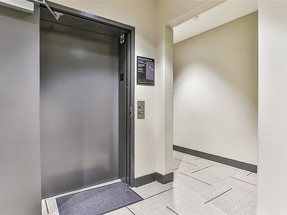 5th image of 524 S Anaheim Blvd Unit 4