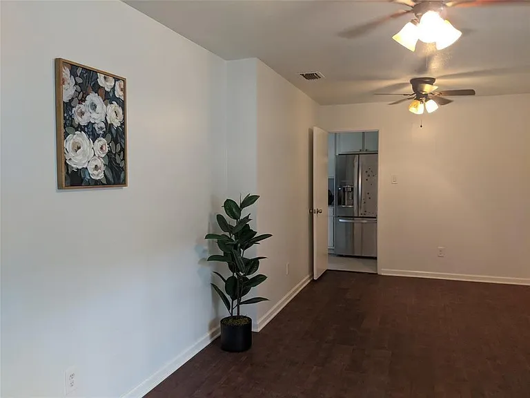 13114 Gina St — Photo 9
