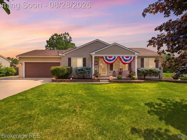 9484 Sandy Hollow Ln, Davison, MI 48423