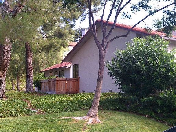 2nd image of 489 Verano Ct