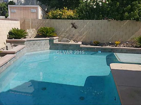 2nd image of 7504 Sand Pebble Ln