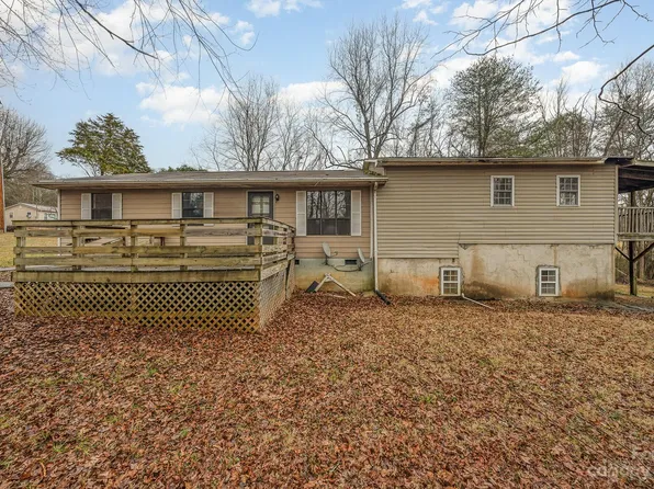 520 W Pine St, Maiden, NC 28650