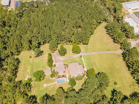 2nd image of 7401 Klondike Rd
