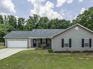 185 Albus Dr, Wellford, SC 29385