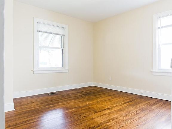 4th image of 1139 Sumpter St #1139SUMP