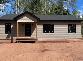 31 Deepwood Ave, Salisbury, NB E4J0G1