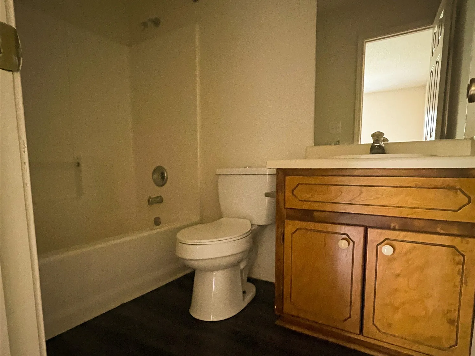 2 bed, 2.0 bath, 1200 sqft, $975 — Photo 4