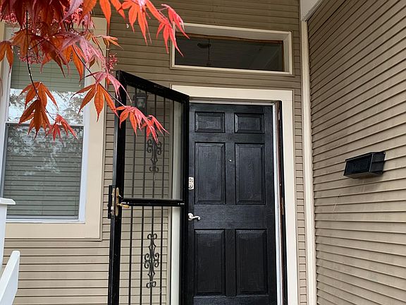 2nd image of 2303 Kemper Ln #2