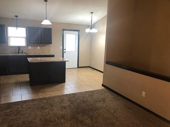2nd image of 5629 N Lycee Ct