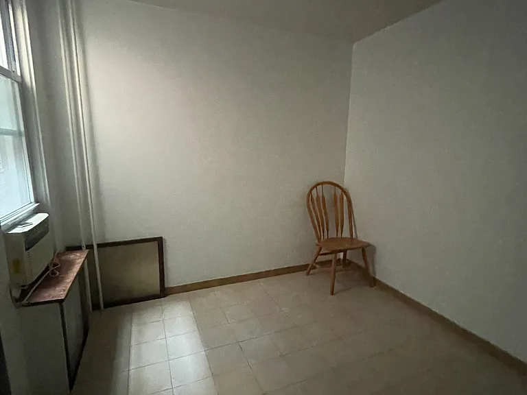 1735 Grove St #1 — Photo 12