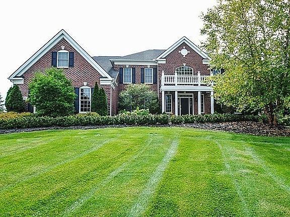3rd image of 3593 Northbrooke Dr