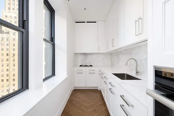 Rented by Sotheby's International Realty | media 2