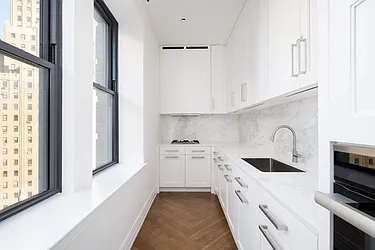 Rented by Sotheby's International Realty