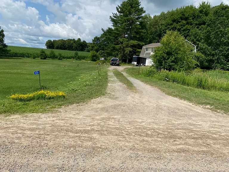 N4709 Pray Ave — Photo 2
