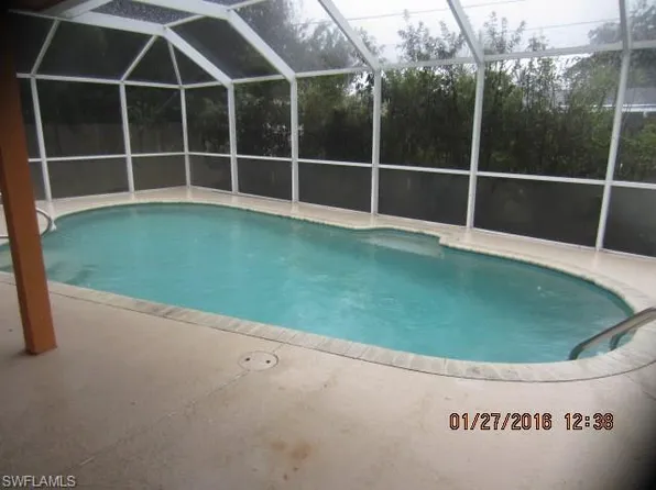 4998 17th Pl SW, Naples, FL 34116