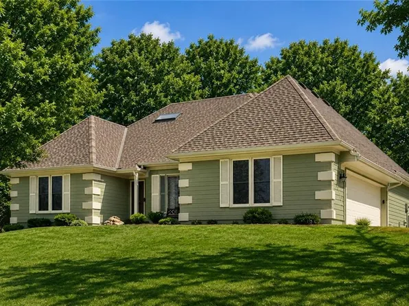 18502 W 114th St, Olathe, KS 66061