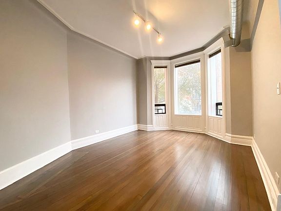 3rd image of 1449 N North Park Ave APT 1