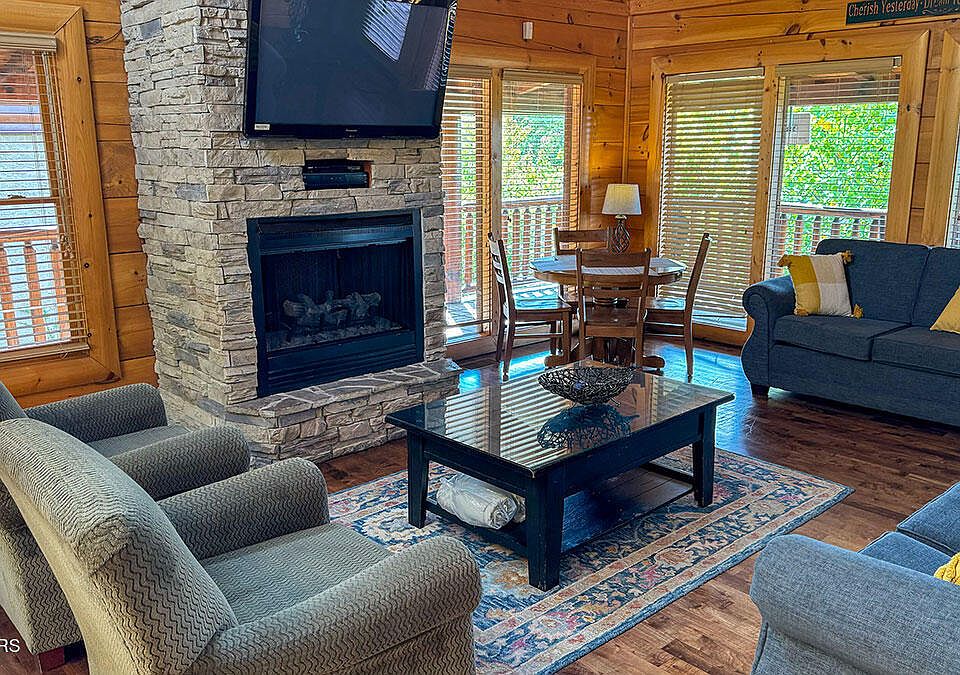 1352 Timberwolf Way, Sevierville, TN 37876 | MLS #1310837 | Zillow