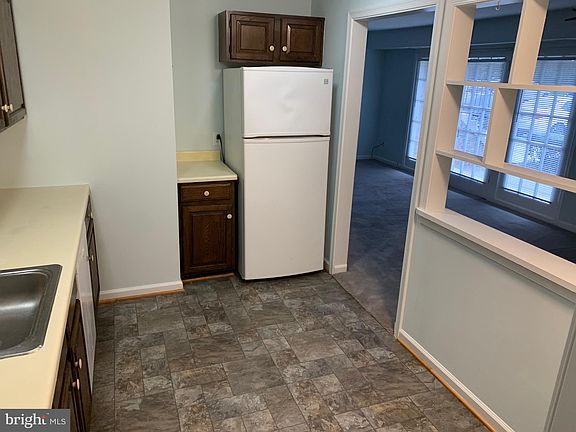 5th image of 12701 Gordon Blvd