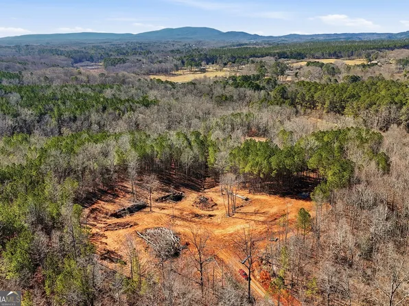 649 Dixon Rd, Canton, GA 30114