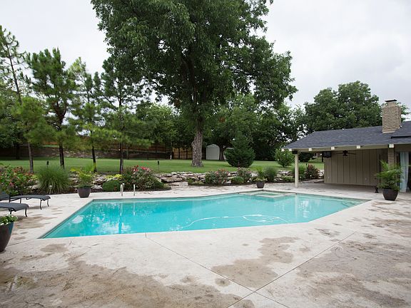 Beautiful Boulders & Landscaping