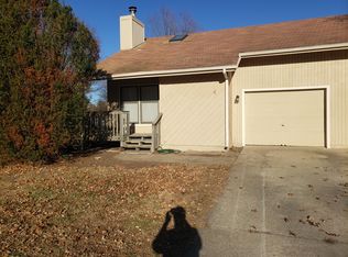 3566 SW Mission Ave, Topeka, KS 66614