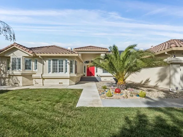 57 Maries Ct, Hollister, CA 95023