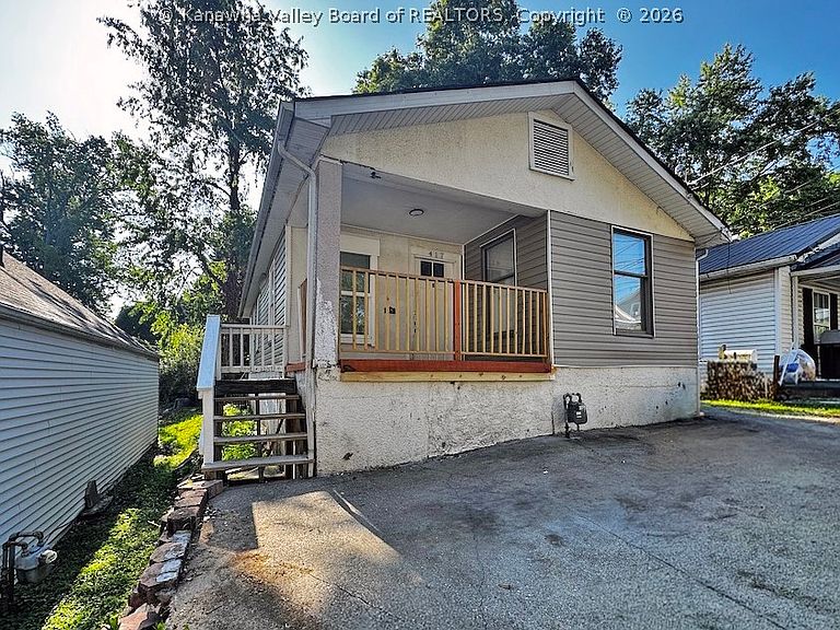 Listing photo 2