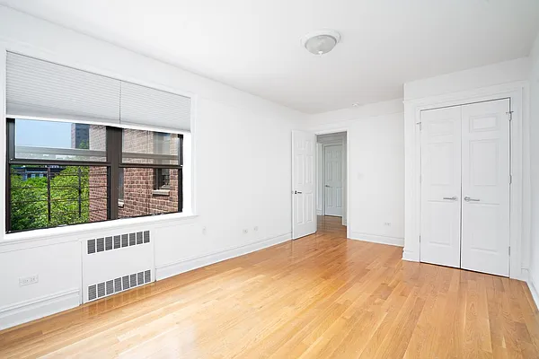 Rented by Waldstar Real Estate LLC | media 14