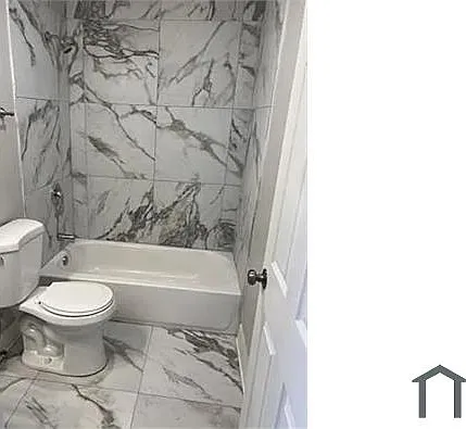 4900 W Madison St — Photo 2